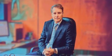 “Dois meses é o limite para o mundo aguentar o choque do petróleo”, diz economista do Andbank