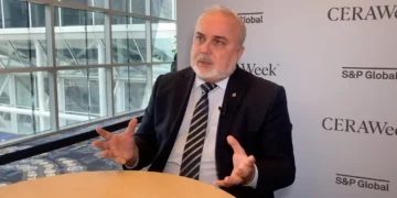 Petróleo caro, responsabilidade fiscal e proteção ao consumidor
