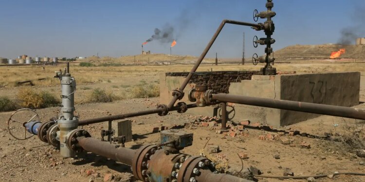 Iraque planeja restaurar produção de petróleo a níveis pré-conflito