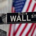 Futuros de NY sobem e petróleo cai 4% após anúncio de acordo de paz entre EUA e Irã
