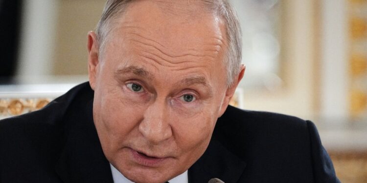 Forças de Defesa da Ucrânia atacam instalação de processamento de petróleo da Rússia – Money Times
