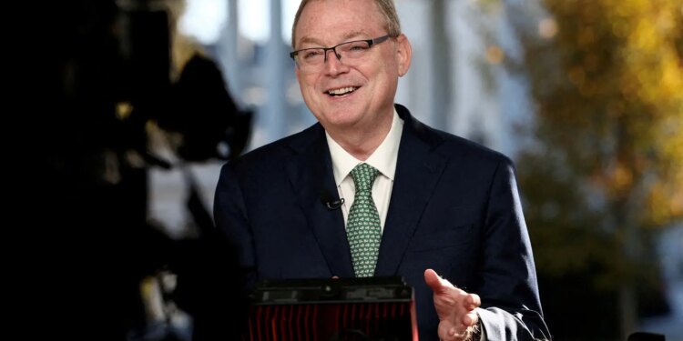 Hassett: inflação está onde o Fed espera e preços do petróleo continuarão a cair