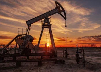 Petróleo recua após Irã sinalizar retomada de negociações com os EUA – Times Brasil