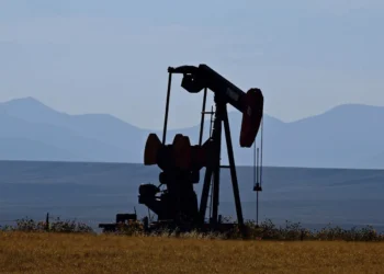 DOE: estoques de petróleo nos EUA caem 3,778 milhões de barris