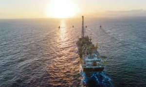 CONTRARIANDO PETROLEIRAS, GOVERNO DECIDE MANTER IMPOSTO DE EXPORTAÇÃO SOBRE PETRÓLEO