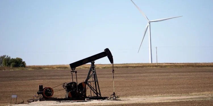 Petróleo, cimento e aviação abrem cronograma do mercado de carbono brasileiro