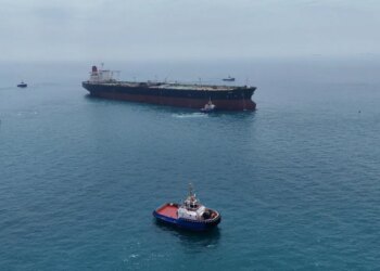 Petróleo Brent recua com avanço de acordo entre Irã e Omã sobre Estreito de Ormuz