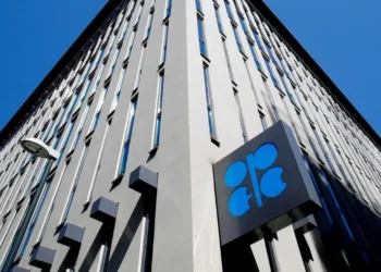 Petróleo cai com preocupações com a demanda