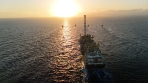PETROBRÁS E TOTALENERGIES VENCEM 8º LEILÃO SPOT DE PETRÓLEO DA UNIÃO