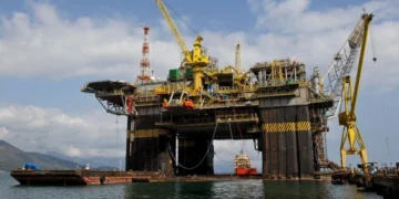 Petróleo registra alta de mais de 1% nesta segunda-feira – Times Brasil