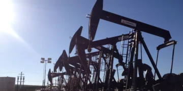 DOE: estoques de petróleo nos EUA sobem 4,4 milhões de barris