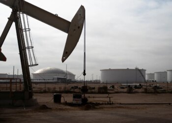 Estoques de petróleo nos EUA sobem 2,969 milhões de barris, revela DoE