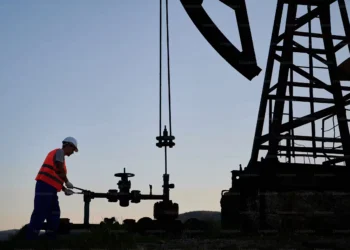 IEA alerta que sistema global de refino de petróleo está ‘no limite’ com guerras no Irã e na Ucrânia pressionando o mercado – Times Brasil