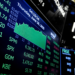 Bolsas de NY fecham em queda com alerta de CEOs sobre IA e petróleo acima dos US$ 100