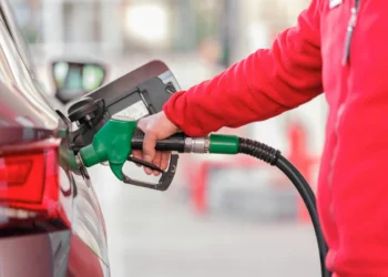 Com petróleo em US$ 100, governo deve assinar hoje isenção de tributos federais da gasolina – Times Brasil
