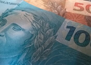 Taxas dos DIs sobem em dia de realização de lucros e petróleo acima de US$100