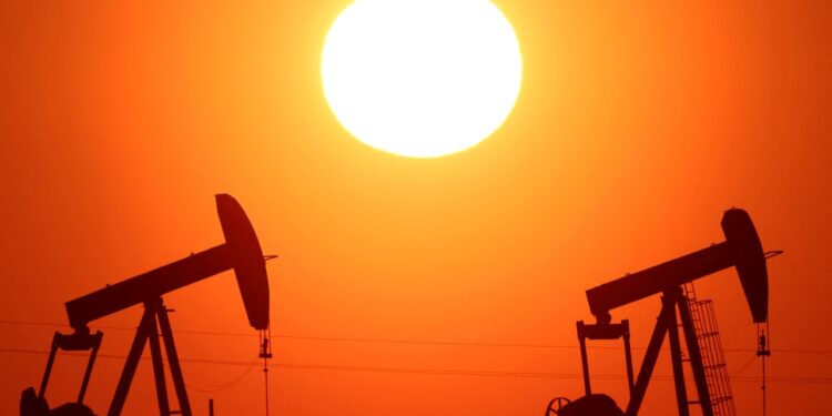 Preços do petróleo recuam mais de 2% com esperanças de diplomacia na guerra do Irã – Money Times