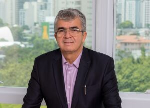 CONFLITOS NO ORIENTE MÉDIO E PETRÓLEO ACIMA DE US$ 100 ELEVAM PRESSÃO SOBRE EMPRESAS BRASILEIRAS