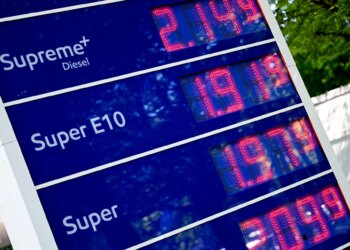 AIE acelerará liberação de estoques de petróleo e mais de 20 mi de barris de diesel